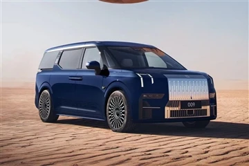 Zeekr 009 Electric MPV को चीन में 2 बैटरी विकल्पों के साथ लॉन्च किया गया