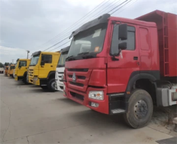 Sinotruk HOWO 4x4 और प्रयुक्त HOWO डंप ट्रकों की बहुमुखी प्रतिभा की खोज