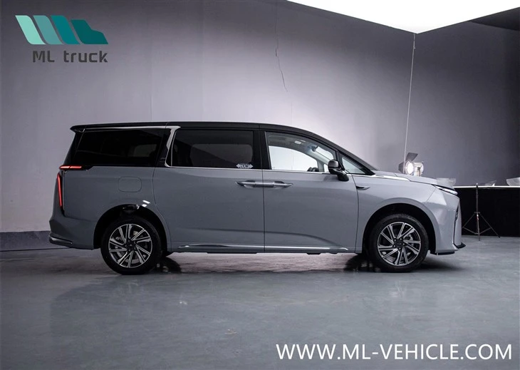 2024 SAIC Maxus MIFA 9 PHEV MPV