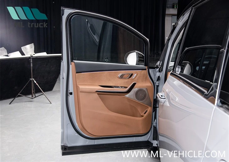 2024 SAIC Maxus MIFA 9 PHEV MPV
