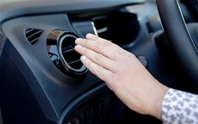 कार एयर कंडीशनर में वायु प्रवाह कम होने के कारण